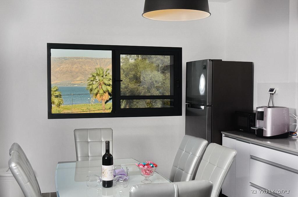 בקתה מקום טוב באמצע Βίλα Kinneret Εξωτερικό φωτογραφία